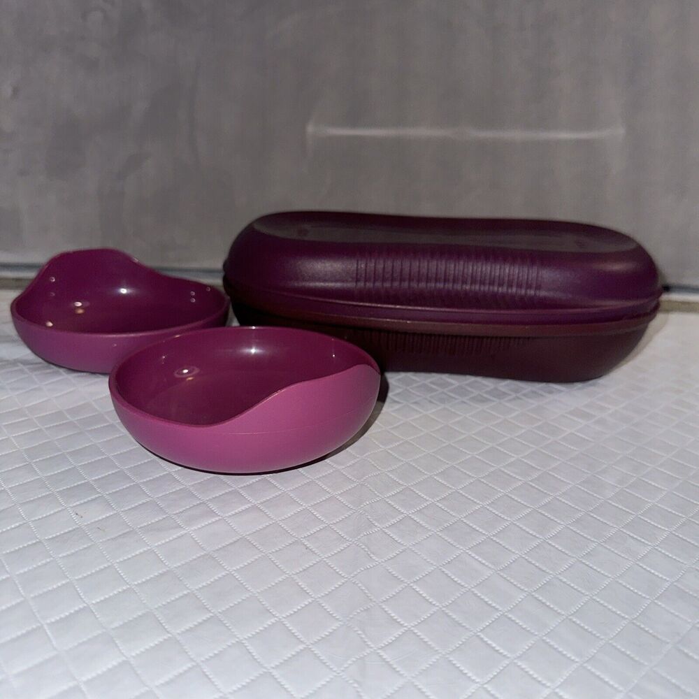 Tupperware Breakfast Microwave Omelet Egg Cooker 6996B Purple w/‎ 2 inserts